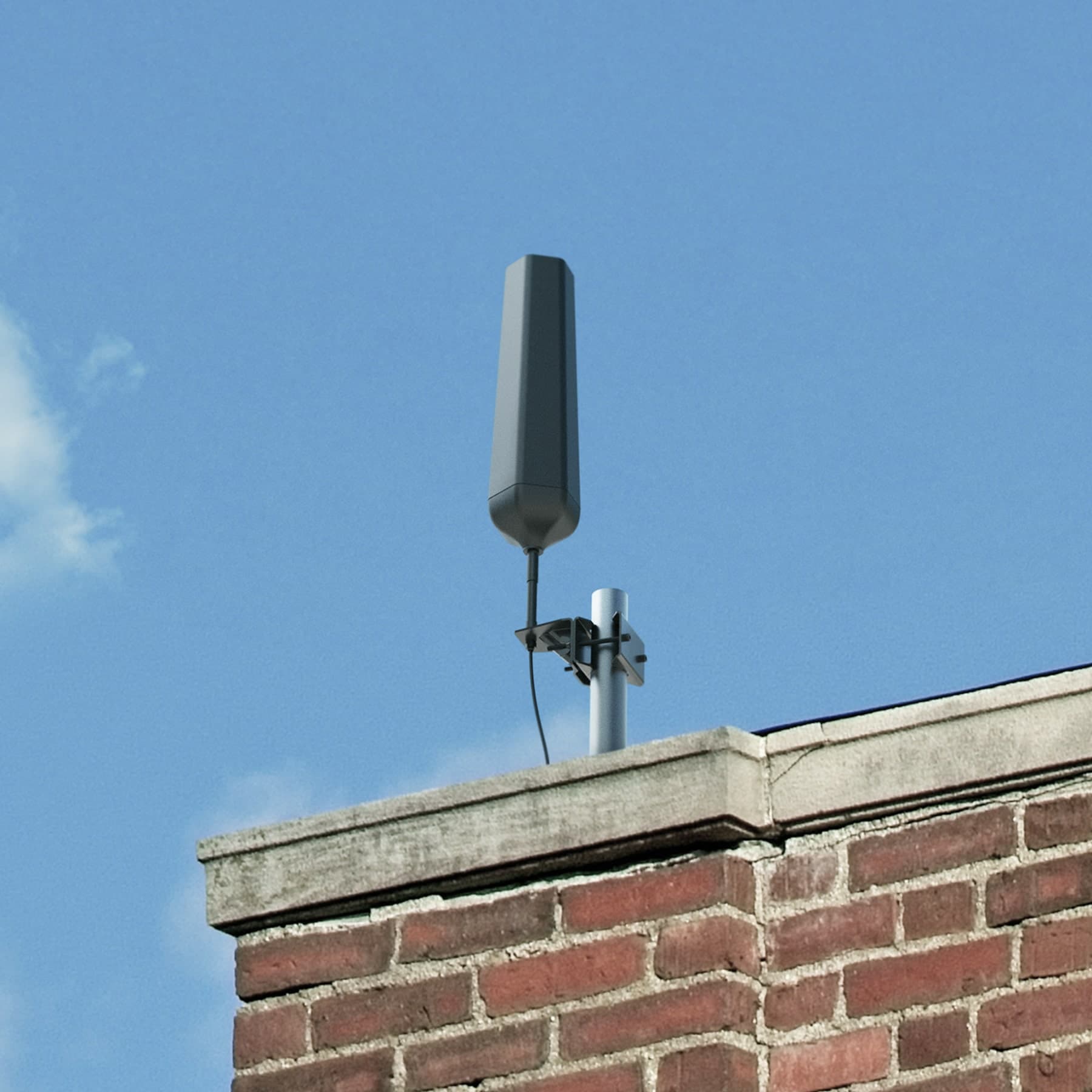Office 300 Pro antenna in action