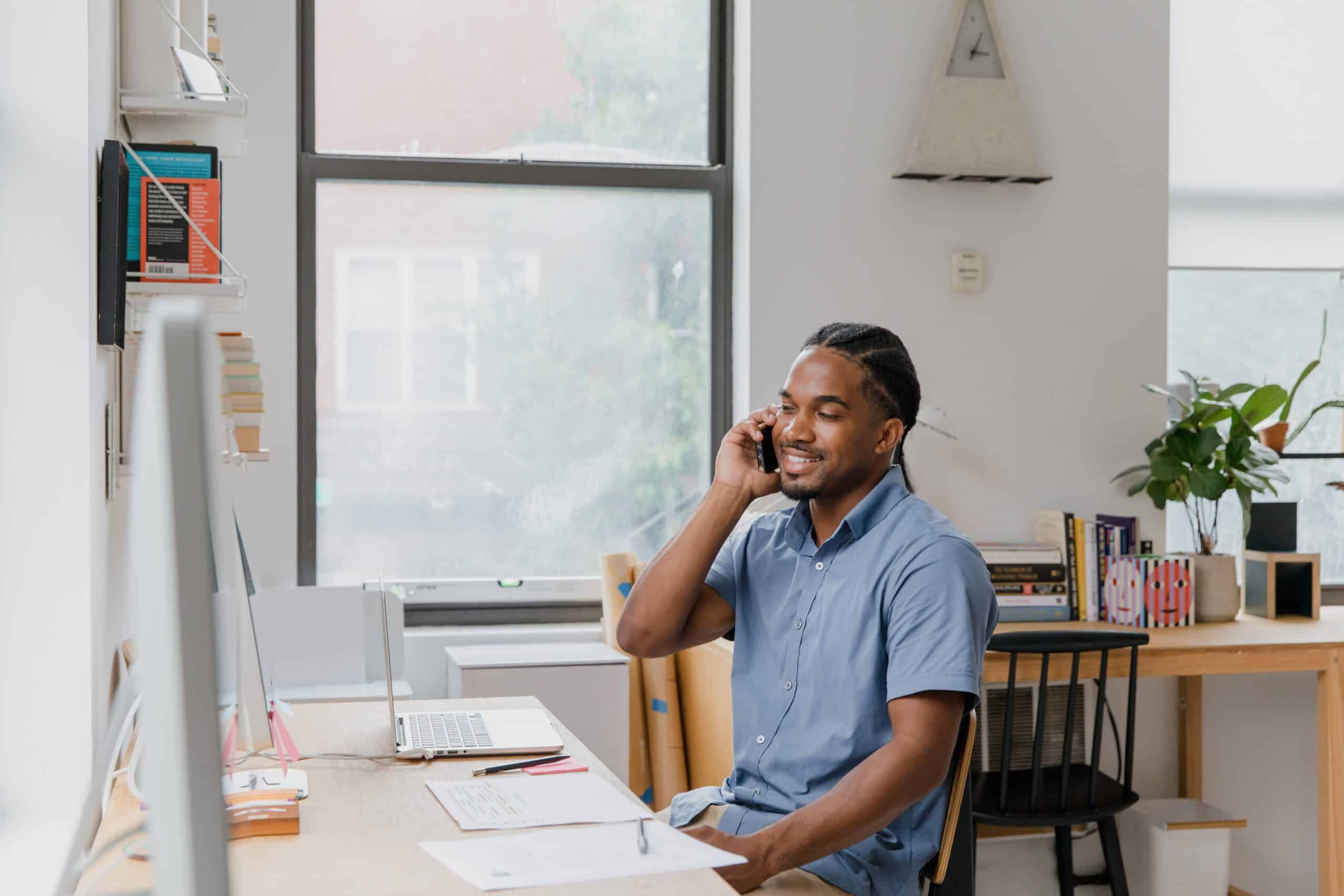 small business person on mobile taking advantage of 5G business opportunities